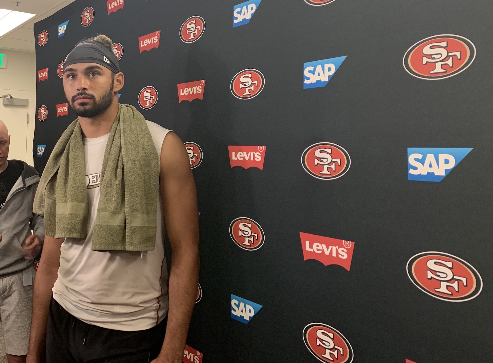49ers’ Shanahan: ‘I have been hard on Dante…I am the hardest on people that I believe in.’