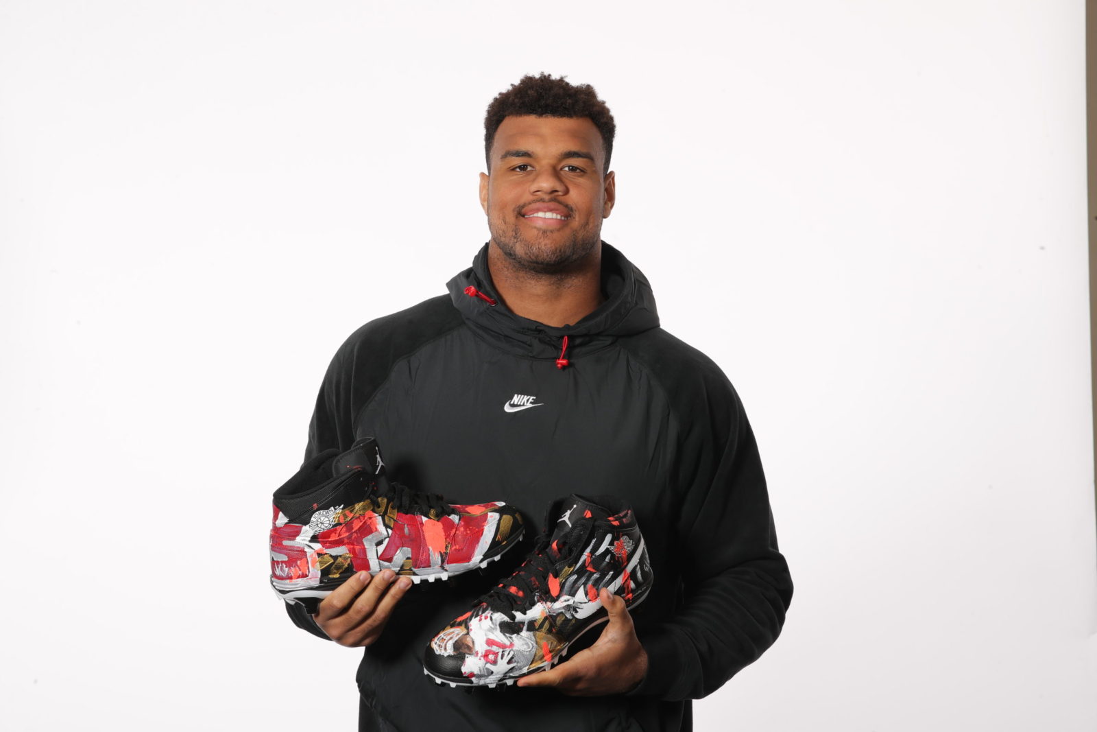 49ers’ Arik Armstead is Doing His Part to Ensure Education Equality