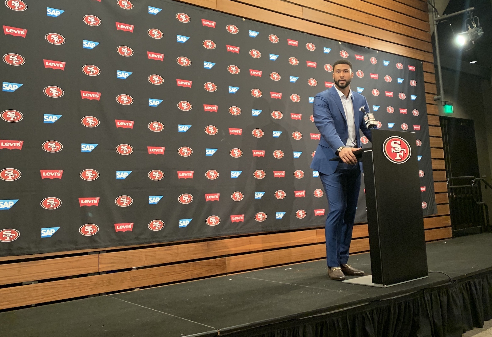 For the 9-1 49ers, There’s No ‘I’ in Team