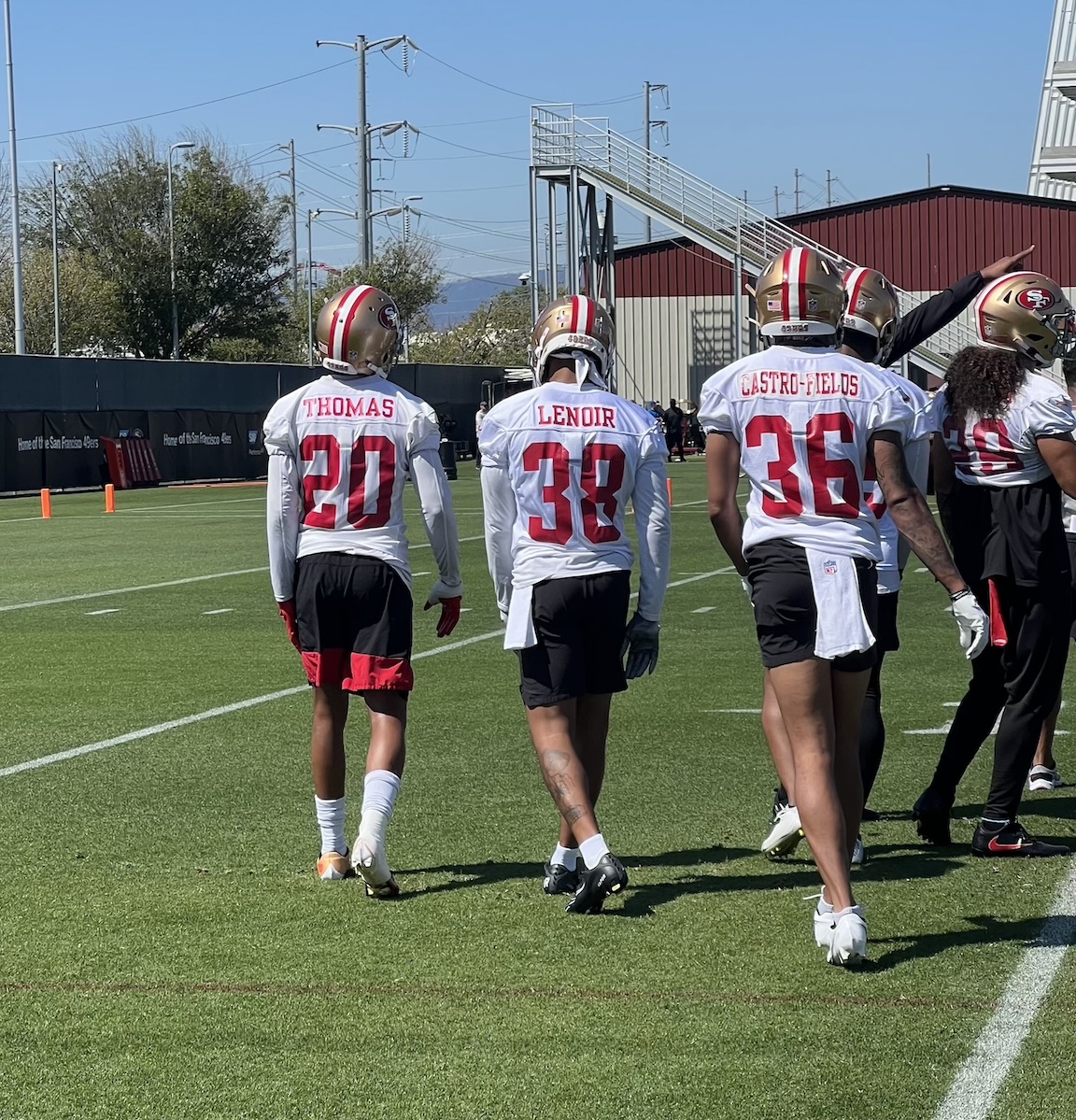 After a Difficult 2021, 49ers CB Deommodore Lenoir Works to Take Next Step